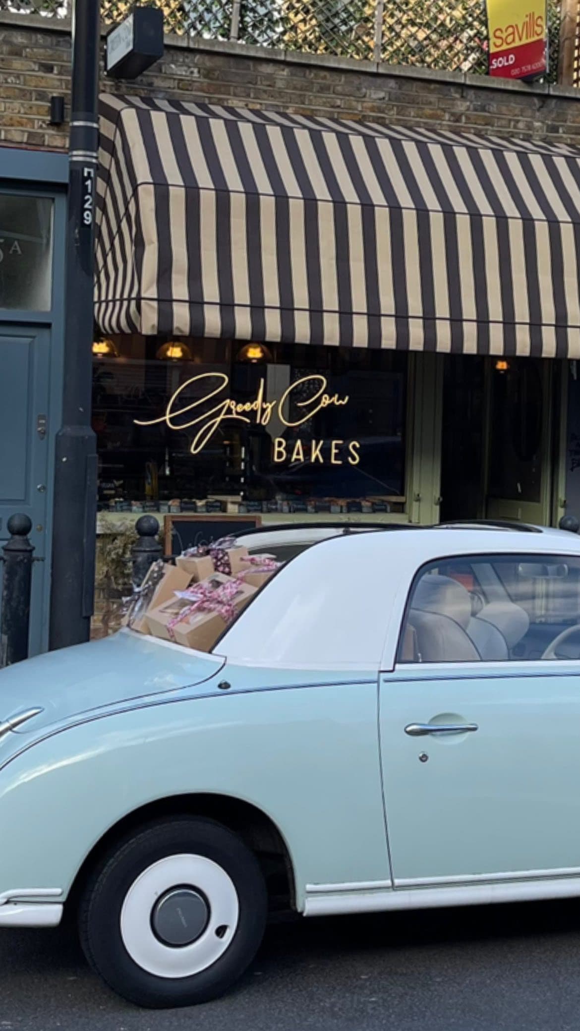 The Greedy Cow Bakes shopfront